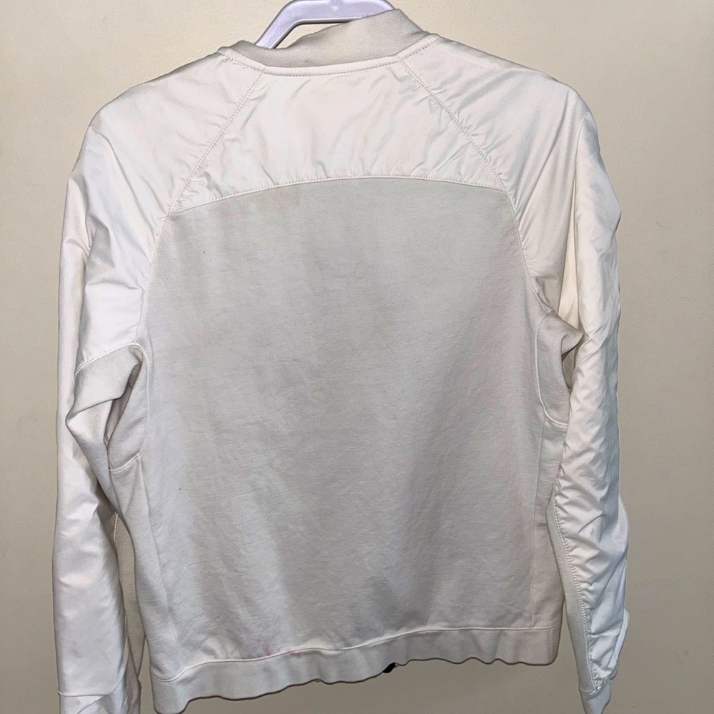 Men’s Nike jacket size Small. Excellent used condition!